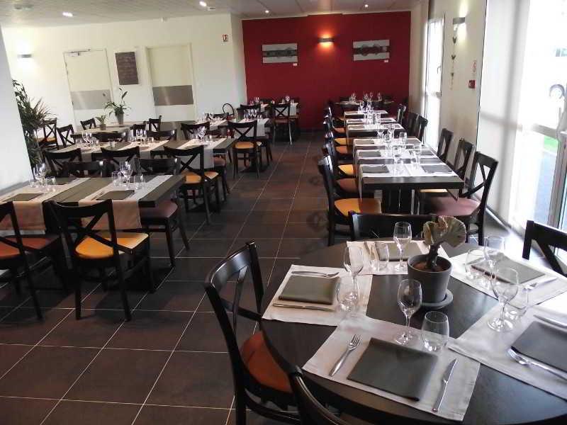 Brit Hotel Saint-Meen-Le-Grand En Broceliande Екстериор снимка