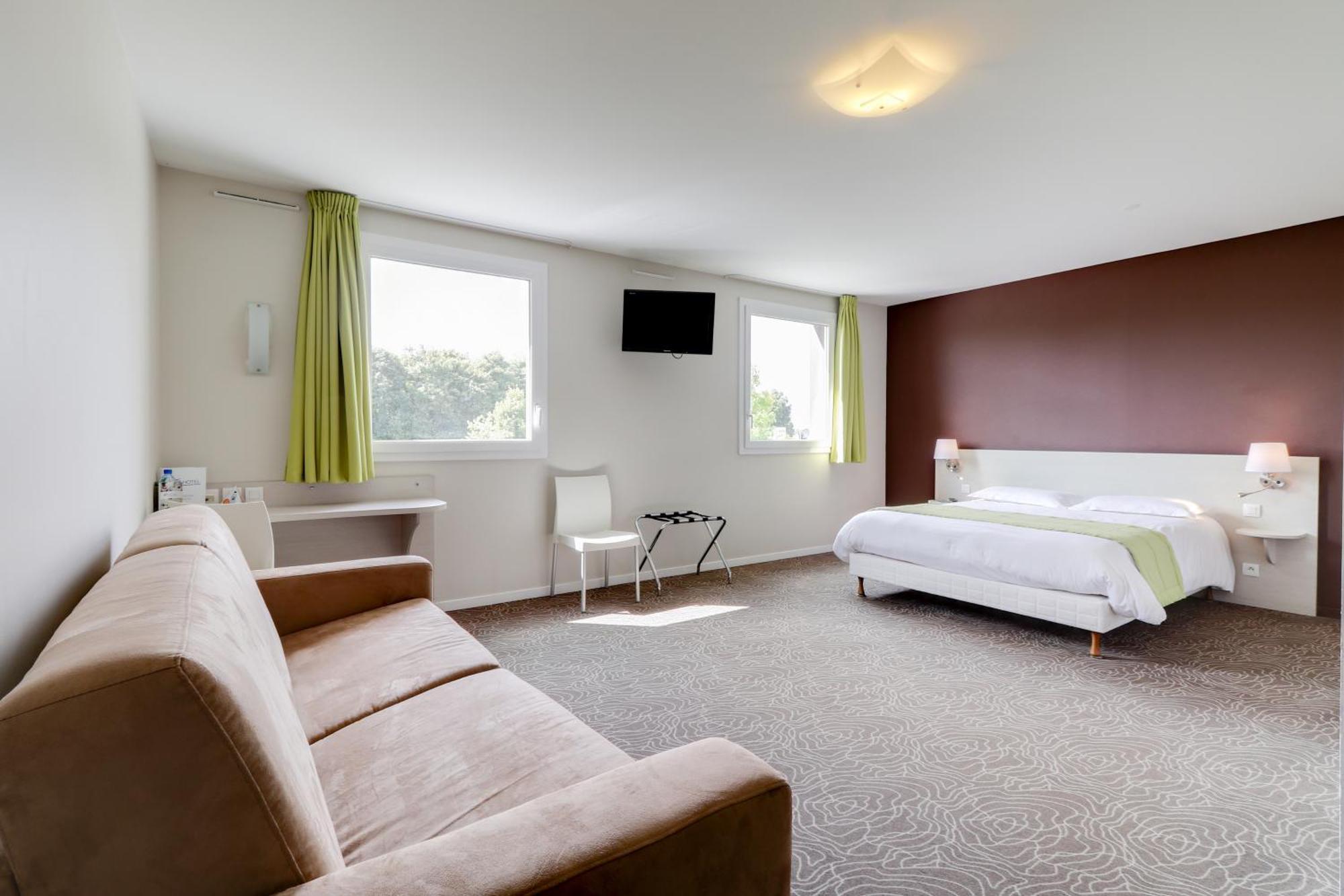 Brit Hotel Saint-Meen-Le-Grand En Broceliande Екстериор снимка
